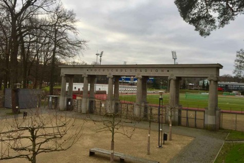 Eingang Hochschulstadion (Simon, Ralf)