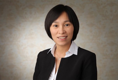 Bai-Xiang Xu, Professorin am Fachbereich Material- und Geowissenschaften der TU Darmstadt, ist eine der Professorinnen, die das Tenure-Track-Verfahren erfolgreich durchlaufen hat. 2015 erhielt sie den Adolf-Messer-Preis, den höchstdotierten Wissenschaftspreis der TU Darmstadt. Bild: privat.