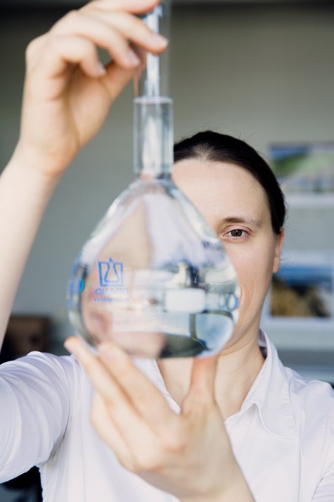 Sauberes Wasser als Ziel: Abwasserbehandlung trägt entscheidend dazu bei, die Ressource Wasser nach Gebrauch wieder nutzbar zu machen. Bild: Katrin Binner