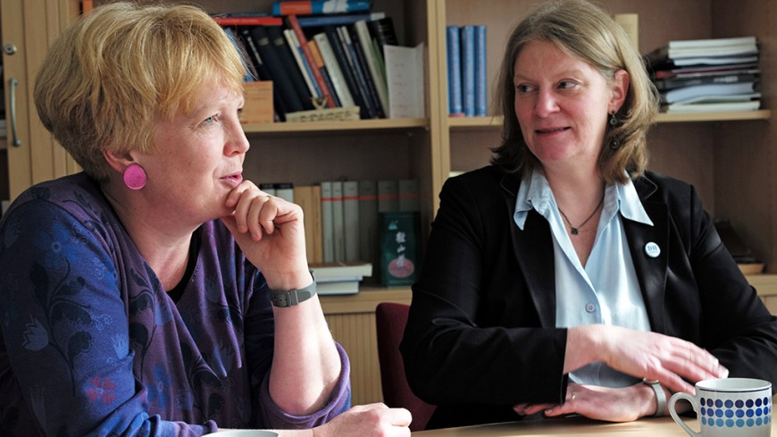 Prof. Dr. Andrea Rapp (li.) und Andrea Rapp (re.), Institut für Sprach- und Litereaturwissenschaft der TU Darmstadt. Bild: Stefan F.Sämmer / JGU Mainz