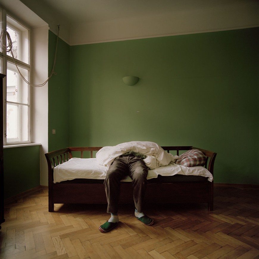 Johanna Folkmann aus der Serie Das grüne Zimmer, 2007. Bild: Künstlerin