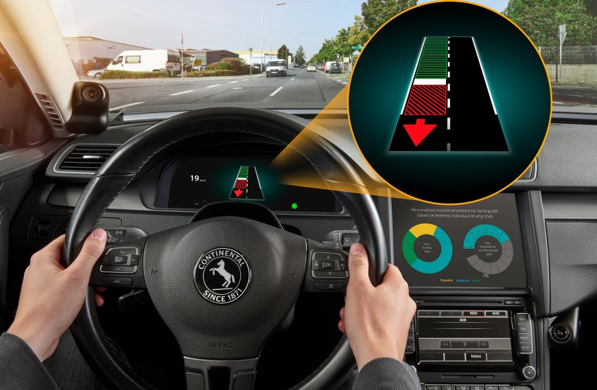 Das entwickelte Assistenzsystem hilft beim Linksabbiegen. Eine Schlüsselrolle beim System spielt dabei maschinelles Lernen. Bild: Continental