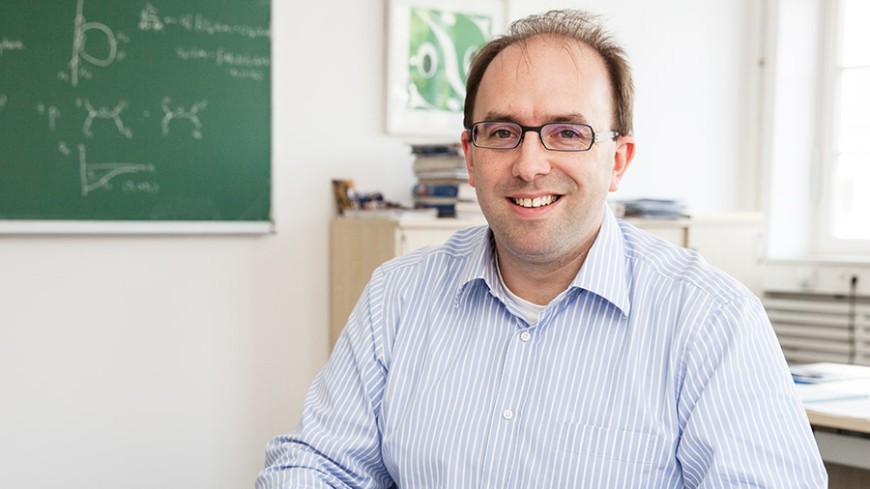 Prof. Ph.D. Achim Schwenk, Department of Physics. Photo: Sandra Junker