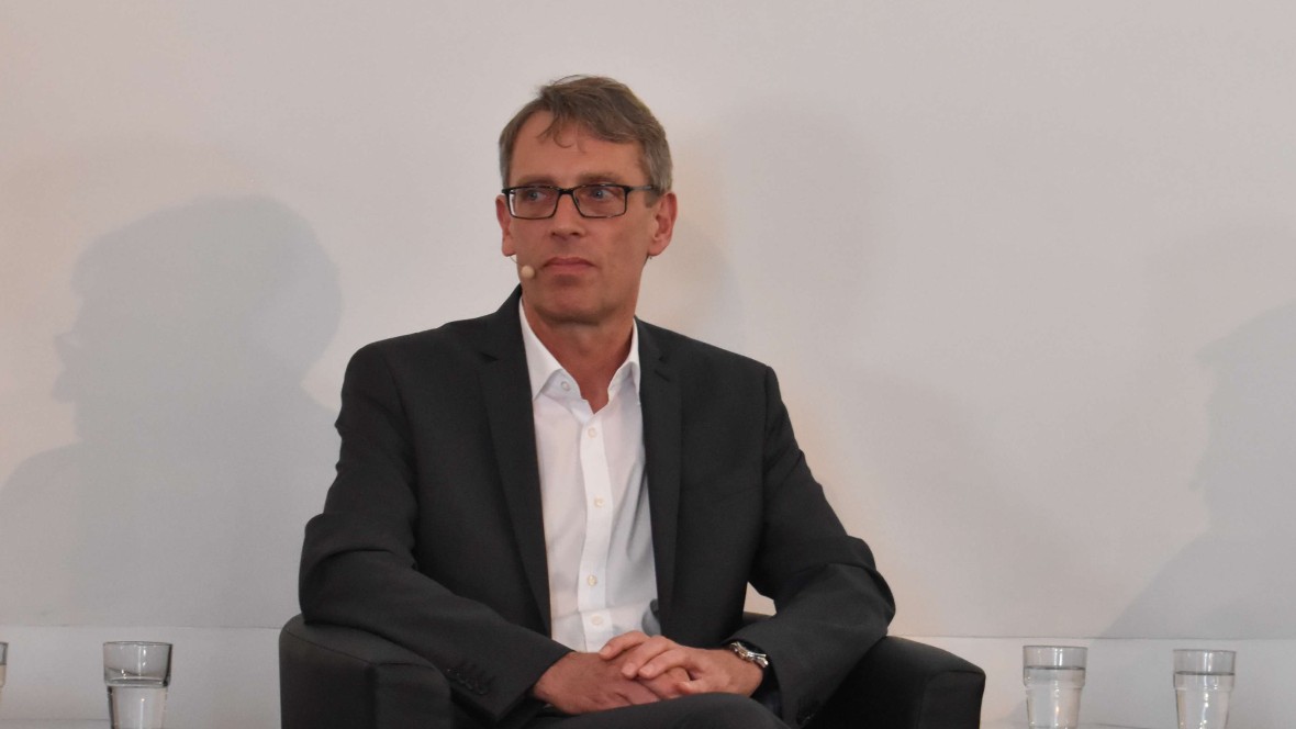 Alles nur Panikmache? Dr. Bernd Leßmann, Leiter der Abteilung Wasser beim HLNUG über den Wassermonitor und erforderliche Differenzierungen.