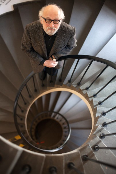 Hubert Heinelt ist seit 1997 an der TU Darmstadt Professor für Verwaltungswissenschaft, Staatstätigkeit und lokale/regionale Politikforschung. Heinelt ist Mai 2011 Mitglied einer internationalen Expertenkommission des United Nations Development Programme (UNDP) und berät die türkische Regierung bei der Reform der Kommunalverwaltung. Bild: Chris Hartung.