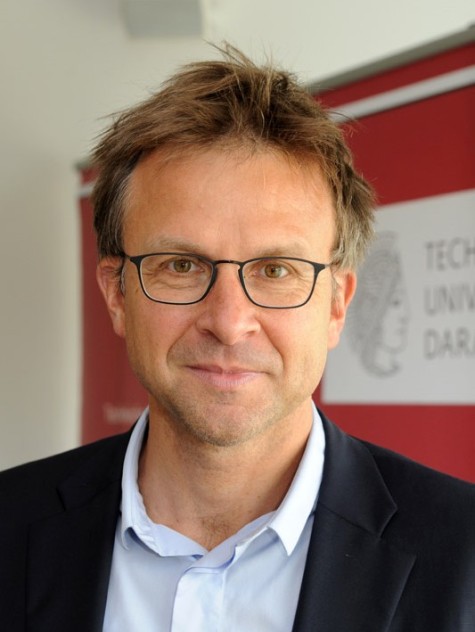 Professor Christoph Kuhn, Goldbeck Stiftungsprofessur für Entwerfen und Nachhaltiges Bauen an der TU Darmstadt. Bild: Claus Völker