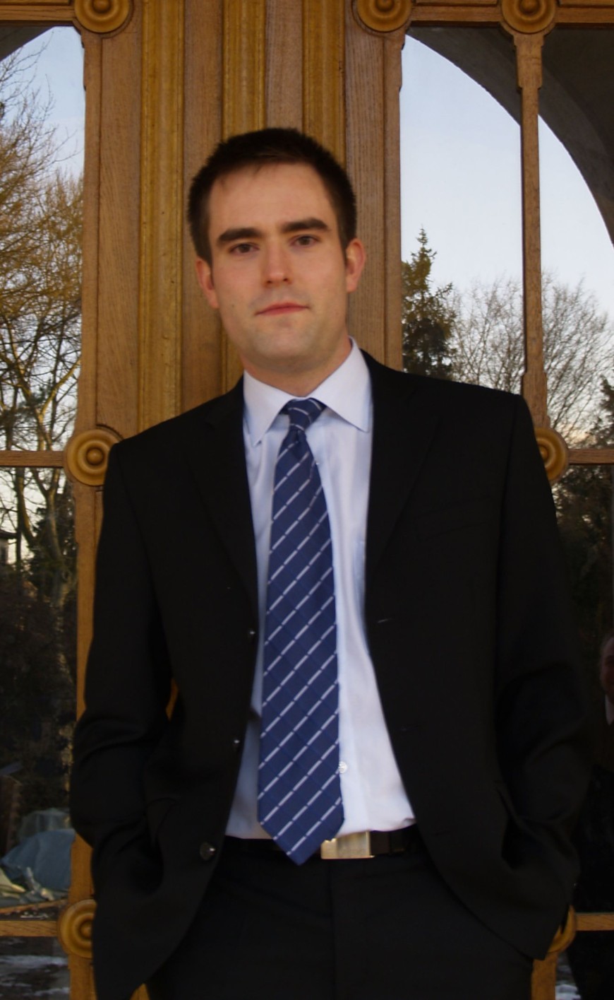 Sascha Schäfer, Kurt-Ruths-Preisträger 2009, vor dem Lichtenberg-Haus