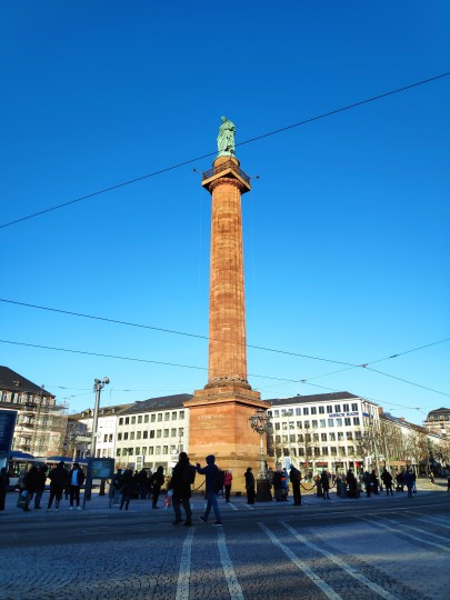 Luisenplatz mit Ludwigsmonument