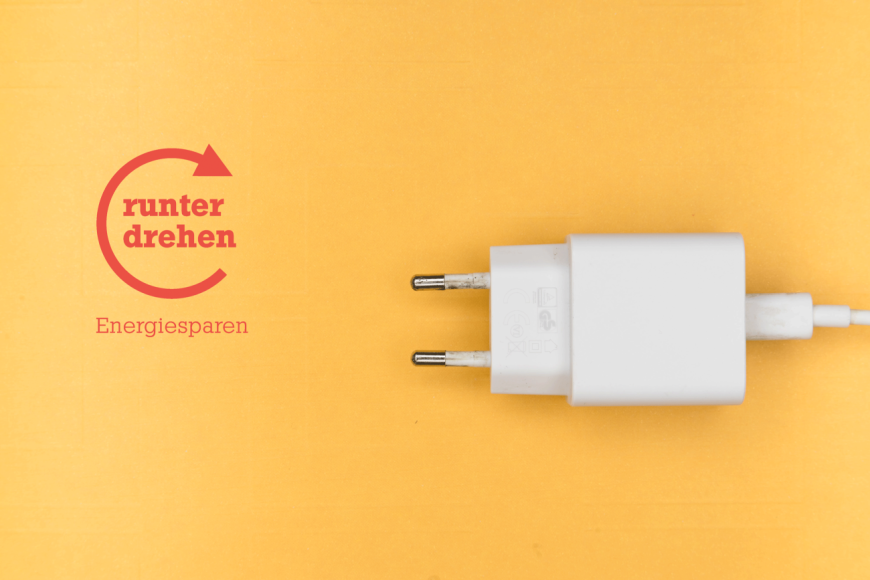 #studentsofTUdarmstadt: runter drehen, Energiesparen, Stecker, Ladegerät // #studentsofTUdarmstadt: turn down, save energy, plug, charger 